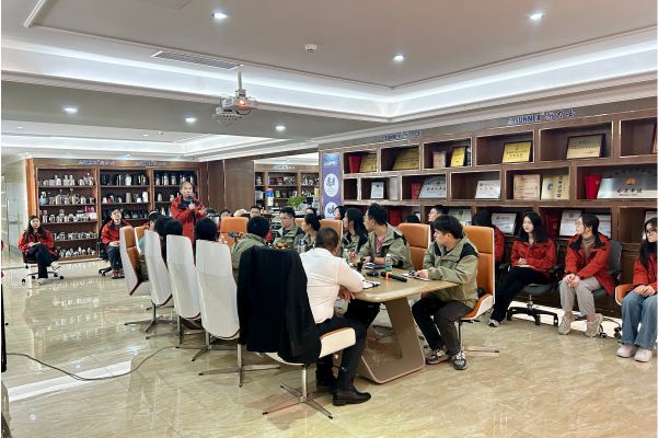 Sunnex Product Knowledge and Business Skills Training Turated au bureau de Shenzhen